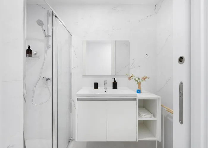 Sunny | Balcony & Pool *