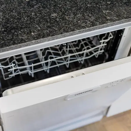 Sunny | Balcony & Pool Apartamento