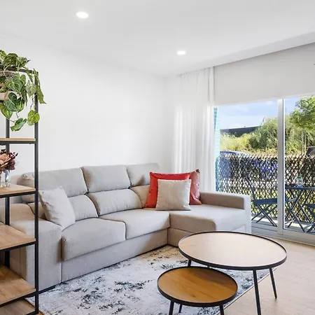 Appartement Sunny | Balcony & Pool *